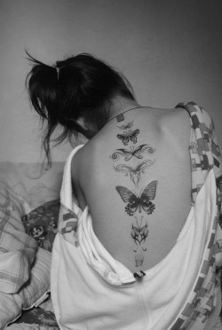 myerscoughbabes:  amazing back tattoo