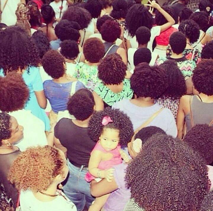 ilovemy4c-hair:  eccentric-samantha:  naturalhairhow101:  Sea of Tranquility  naturalhairhow101