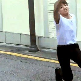 yourpinkpill:Cute memeKook is back (he never left)