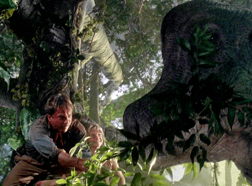 JURASSIC PARK(1993) Dir. Steven Spielberg"Just Think Of It As... Kind Of A Big Cow."