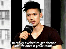 raphaelbane:harry giving a sneak peak to whats in store for magnus in season 2 of “shadowhunters”