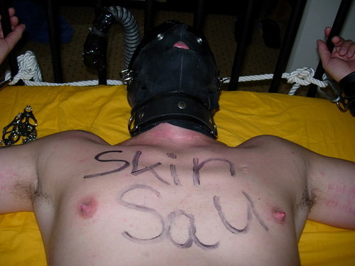 jockskinhh:  skinheadsklavenbursche:  jockpig:  skinheadsklavenbursche: me my skinbrother  i am skin
