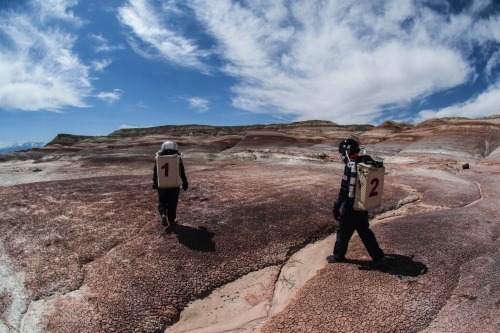 Would-Be Martians Are Roaming the Utah Desert