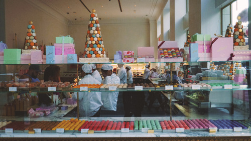 Bottega Louie 700 S Grand Ave, Los Angeles, CA 90017