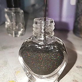 nailpornography:Black Holographic Pourn 🖤