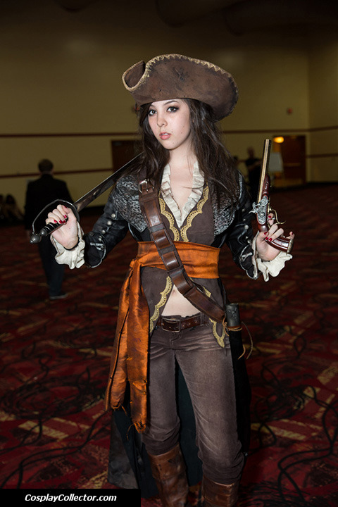 dtjaaaam:  Blackbeard - Amazing Las Vegas Comic Con 2013 The Assassin’s Creed series