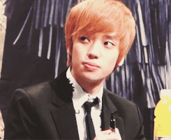 jihoonxlin:  Niel in suit &lt;3 