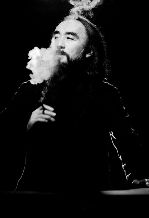 killyohji:  Yohji Yamamoto, 2000sph. Ali Mahdavi