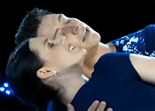 gaycollectivebouquet:  gaycollectivebouquet:  “Thank you so much” “Good job”  Virtue Moir at the beg