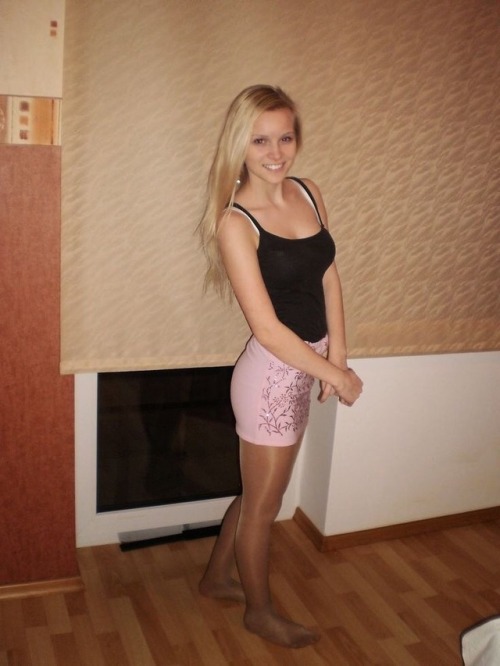 thisibang: Ready for “party”  #strumpfhose #pantyhose