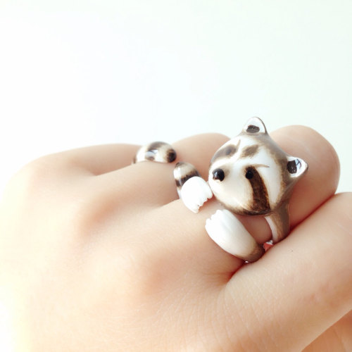 sosuperawesome:  Three piece ring sets by DAINTYmeBOUTIQUE on Etsy 