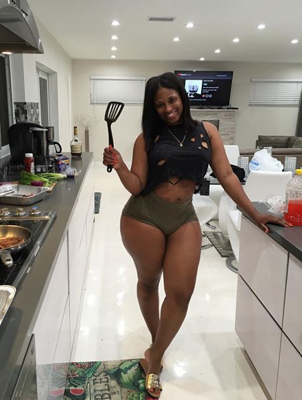 Dem Short Thickk Girls
