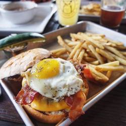 ctrestaurantweek:  The Bacon, Egg &amp; Cheese Burger with applewood smoked bacon, sunny side up egg &amp; American cheese from @LittleBarnWestport in Westport. Regram from @asiangirleats #CTRW 