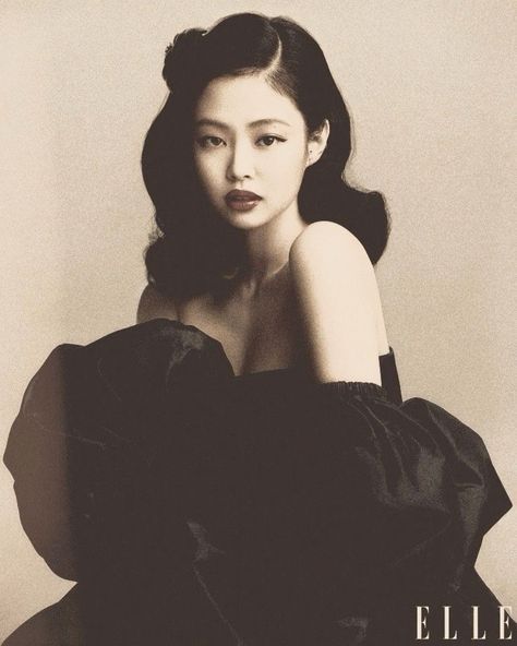 ⠀⠀⠀⠀⠀⠀⠀⠀⠀୨ㅤ✿ㅤ୧⠀⠀⠀⠀⠀⠀⠀⠀⠀
⠀⠀⎯⎯⠀⠀there  she  laid,  sprawled  across  the  floor.  she  meant  the  world  to  you,  despite  the  villainous  path  she  took.  why  didn't  you  protect  her ?  you  rush  to  the  floor,  hearing  for  faint  breaths.  her  supple  fingers  shakily  reach  to  cup  your  face ..