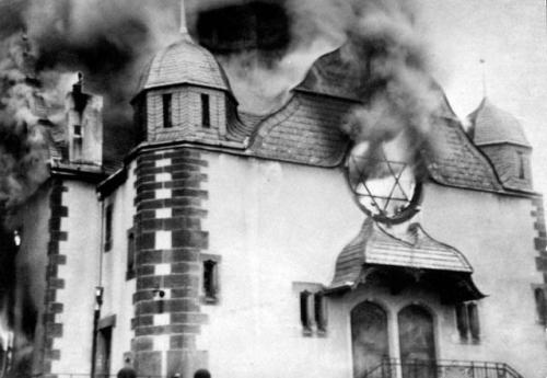 littlegoythings:itsmicolmota:Today 75 yrs ago in Germany…Kristallnacht; English: “Crystal Night, als