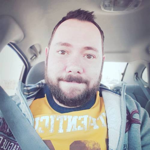 cubby81: It’s my day off and it’s a gorgeous day on top of that :) #beard #bear #bears #