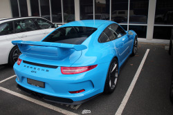 happinessbythekilowatts:  Photo by: Me, a family friend's Riviera Blue 991 GT3Flickr - Facebook Photography Page - My Photos on Tumblr