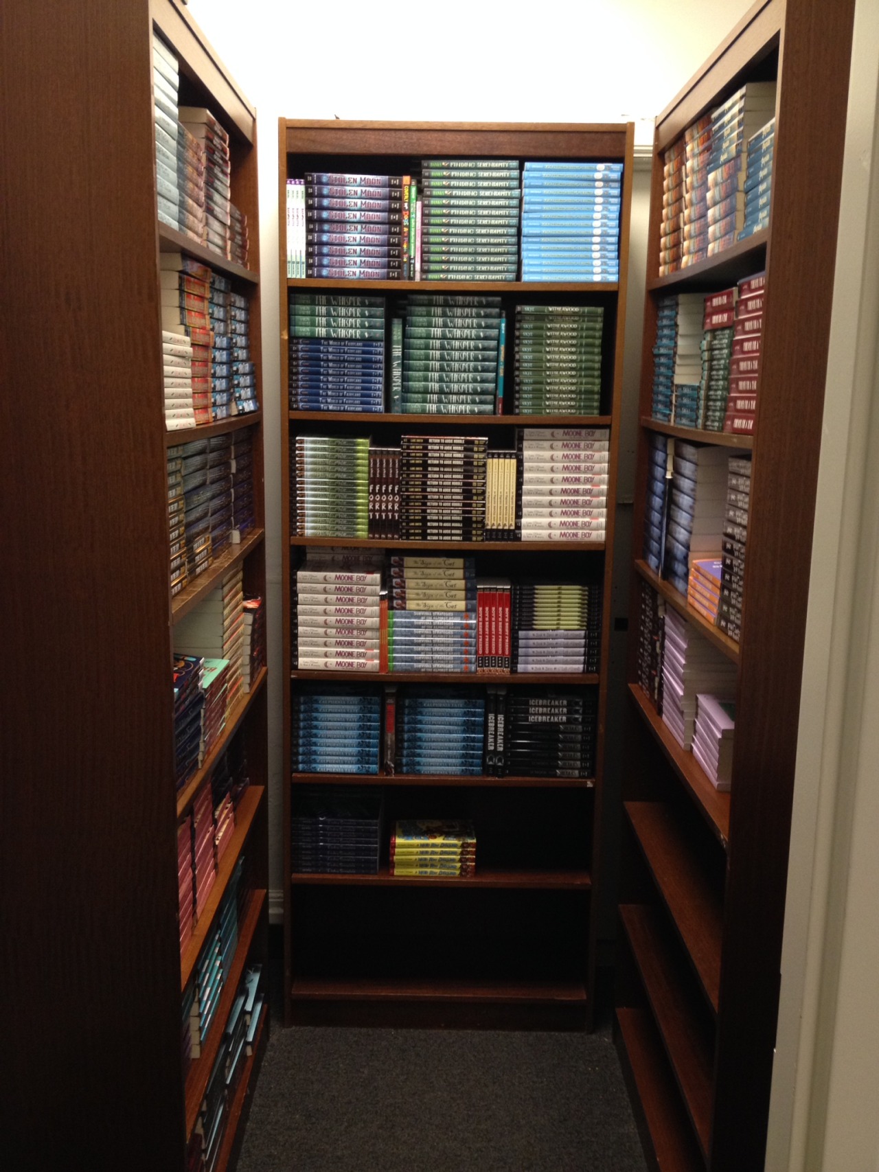 romanticreader:  reading-takes-you-places:  macteenbooks:  We here at Macmillan moved