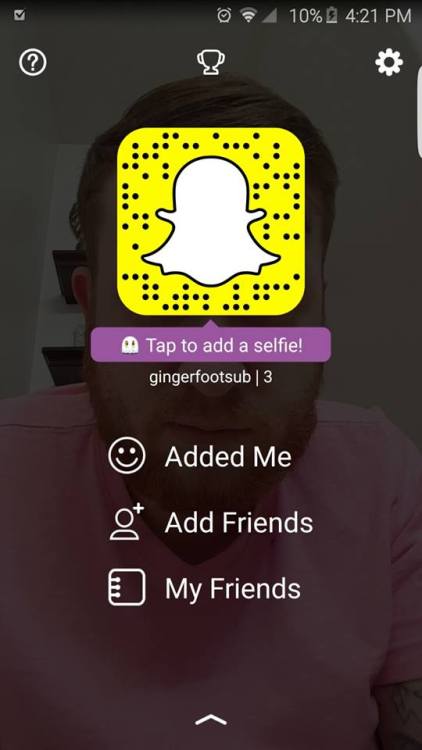 Add me and send me feet pics!!! PLEASE no one under 18!