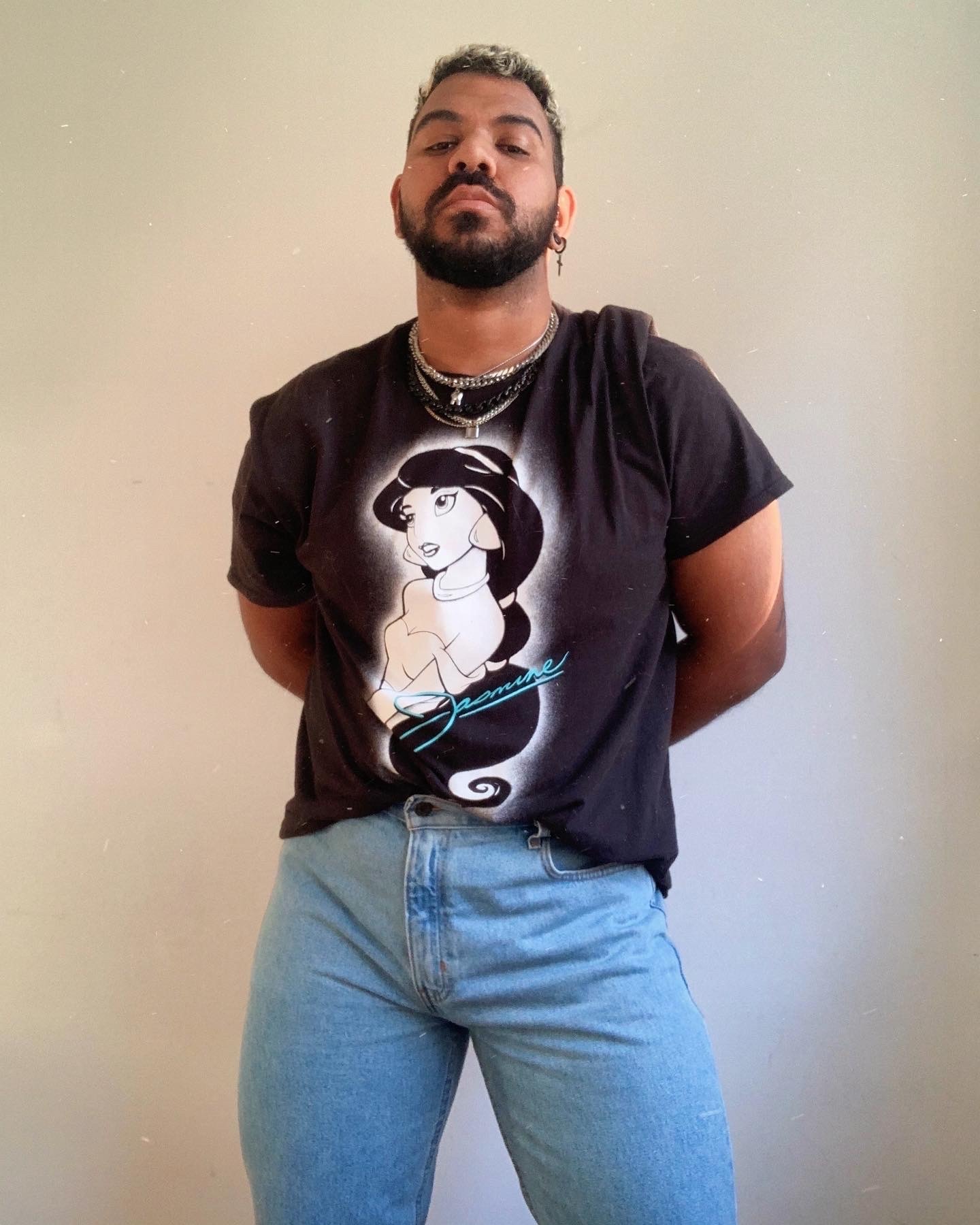 thisbussypricey:Boys can like princesses too. 