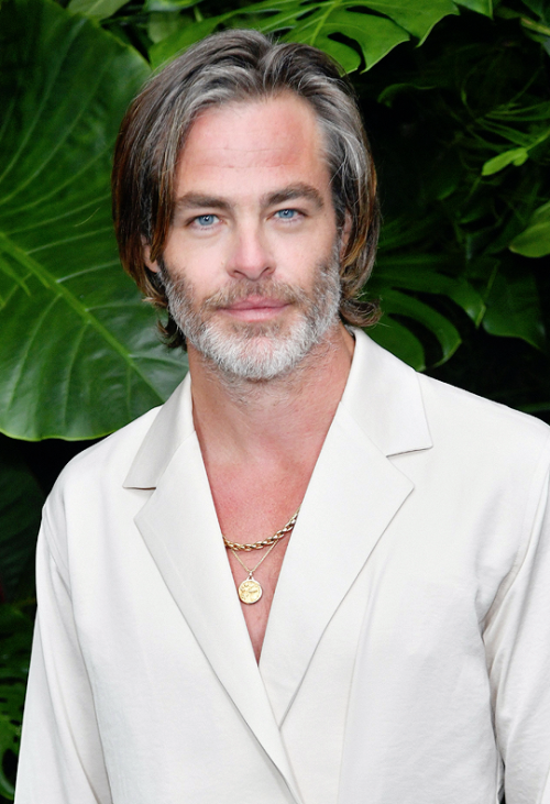 pinesource:Chris Pine attends the CHANEL and Charles Finch Pre-Oscar Awards Dinner at the Polo Loung