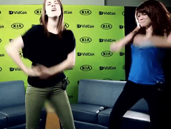 tessaviolet:  nanalew:  griffcity:  My tumblr fame is resting on this gif. I need this you guys.  That time.  oh my word. 