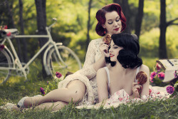 ilovegothgirls:  Secluded Spot 