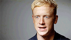Favourite Male Biathlete?  → Johannes Thingnes Bø (solskinn)