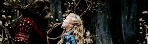 alice-is-wet:  lady-arryn: Just let yourself go.  take me away…