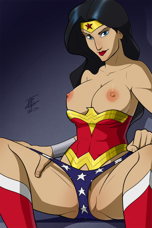nude-superheroines:  Wonder Woman some imgs