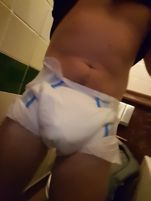 So this happened to me while I went out shopping for the first time diapered.After a whole day of sh