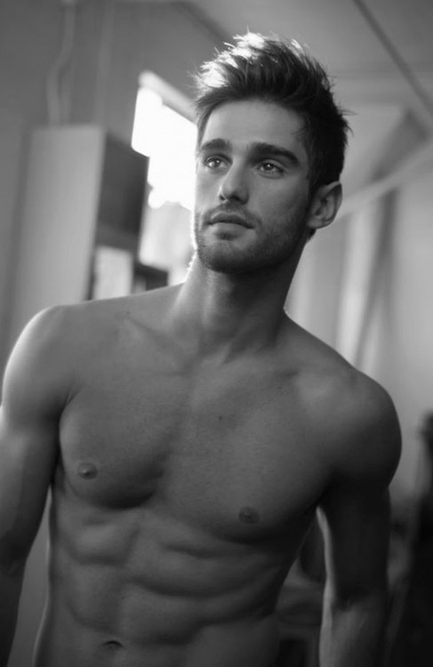 thehotmales:Ricardo Baldin