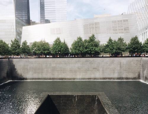 9/11 Memorial · Michael Arad  Peter Walker  Daniel Libeskind · New York · September 2011