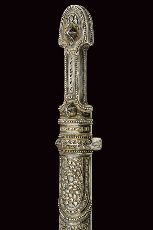 art-of-swords: Kindjal Dagger Dated: circa 1900 Culture: Caucasian Measurements: overall length 46.5