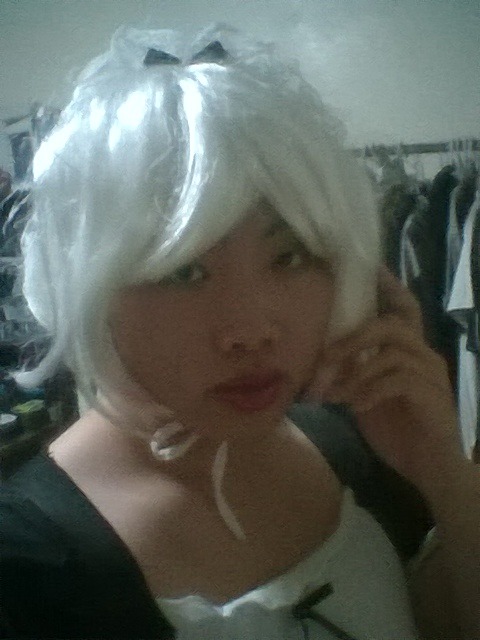 hakuru15:  Heh good old and same old maid outfit