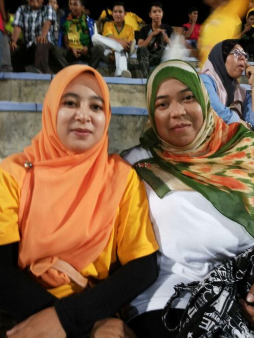 muniroh:Cikgu siti muniroh..alor star kedahVideo akan menyusul…