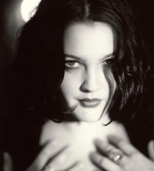 bitchtoss:  Drew Barrymore photographed by Frank W. Ockenfels, 1997