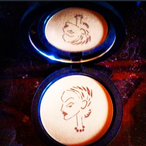 Peau de Porcelain~ New Formula. Flawless Full Coverage.
#facepowder #fullcoverage #gorgeoscomplexion #makeup #beauty