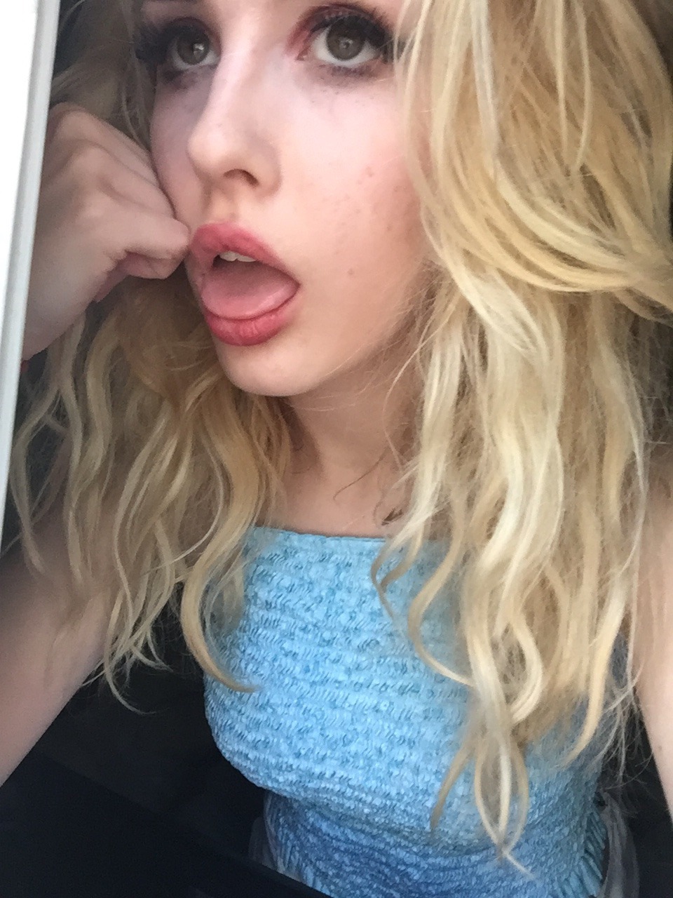 douxkitten:  i had hair in my mouth 