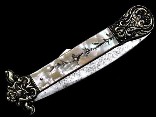 peashooter85: Mother of pearl mounted English folding knife, circa 1830′s-1850′s from Sofe Design Auctions 