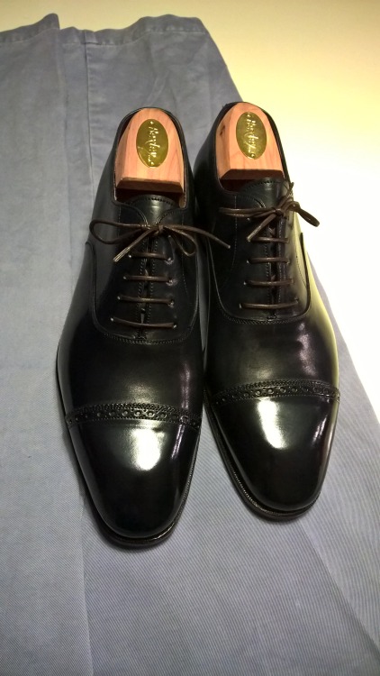 blackshoeblog:  rodod:CarminaDeep Blue Great job once again!