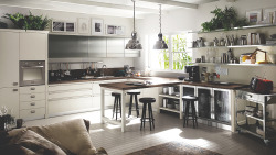 urbnindustrial:Sophisticated Kitchens With Vintage Charm