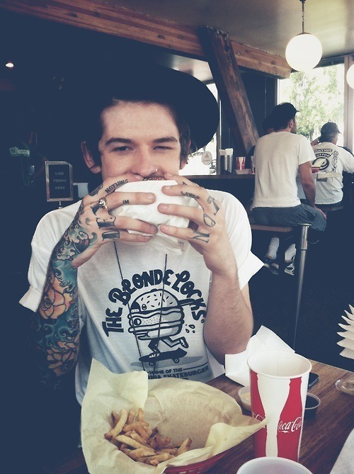 letliveintheend:  band/tattoo blog † 