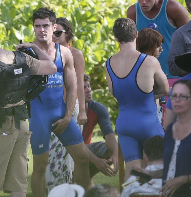 hotfamous-men:    Zac Efron and Adam DeVine  