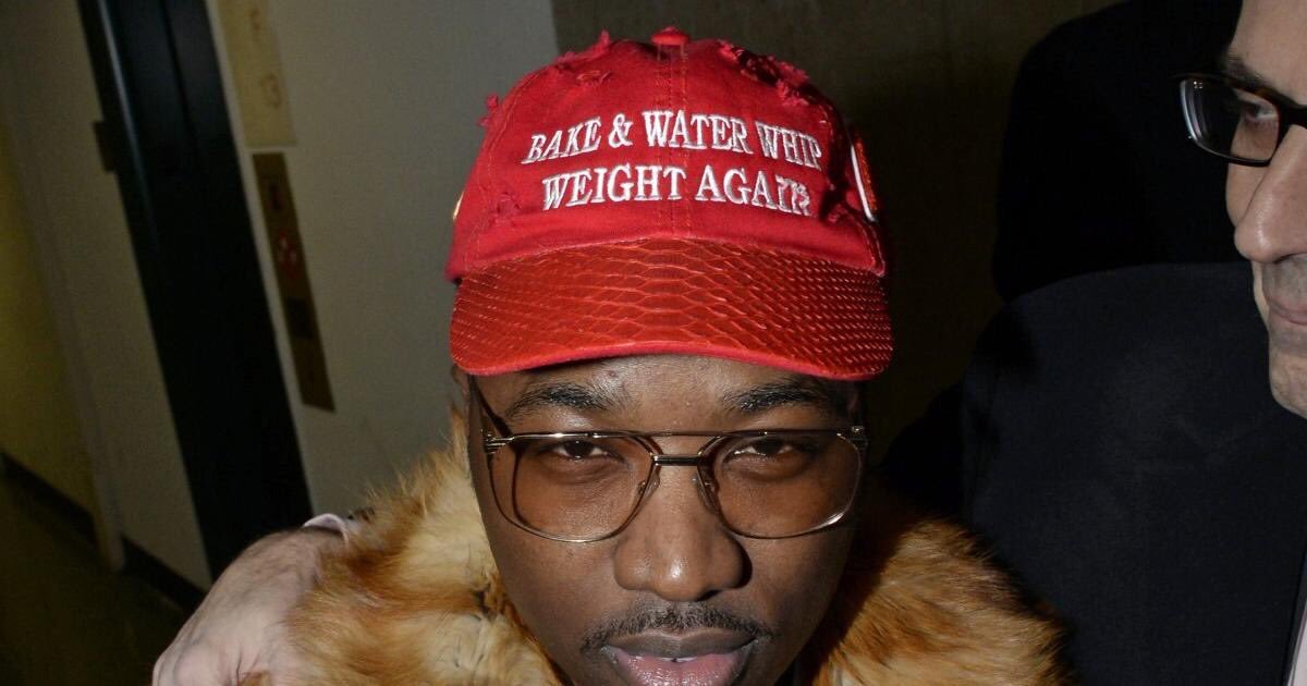 56blogsstillcrazy:They bout to give Troy Ave 103 years.. A 100 of them for the hat