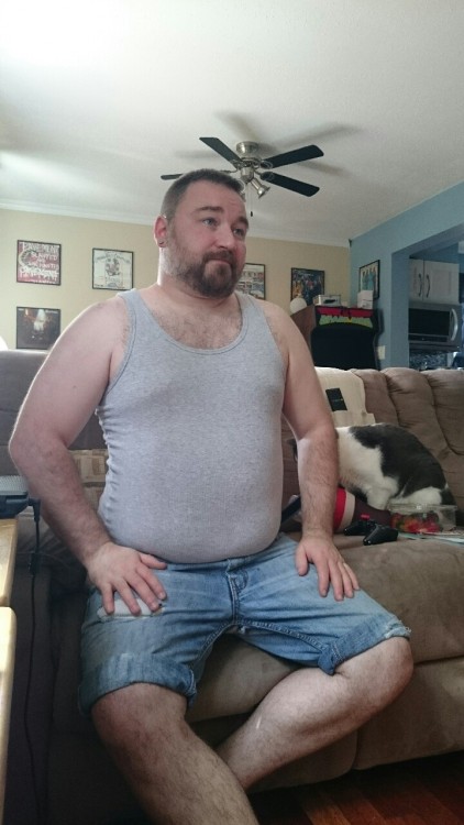 vincebear1971:  cuddlecubottawa:  Out-takes #6   WOOF!!