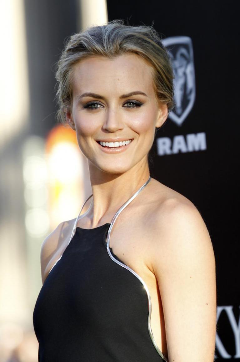 Taylor Schilling