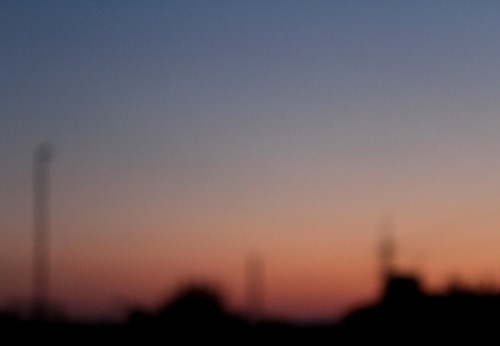 wekeepthisloveinaphotograph-x:    “Non è facile capire un tramonto. Ha i suoi tempi, le sue misure, i suoi colori.”