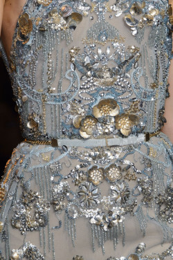 black-knife:  themakeupbrush:  Elie Saab