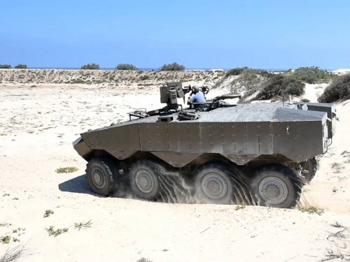 bmashina:  The Israeli defense Ministry has announced a new Eitan armored personnel carrier with the